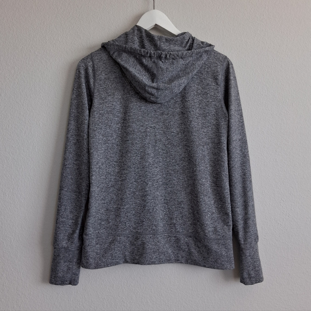 Vuori Halo Performance Hoodie Grey Heather DreamKnit - Picture 9 of 16